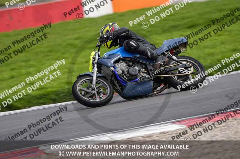 donington no limits trackday;donington park photographs;donington trackday photographs;no limits trackdays;peter wileman photography;trackday digital images;trackday photos